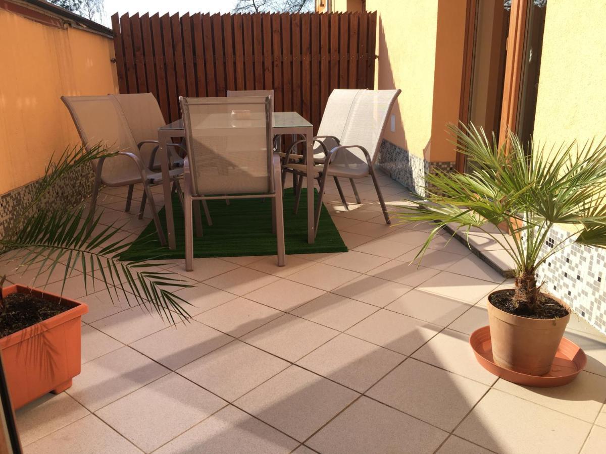 Apartman Slunecnice S Terasou Ceske Budejovice Exterior photo